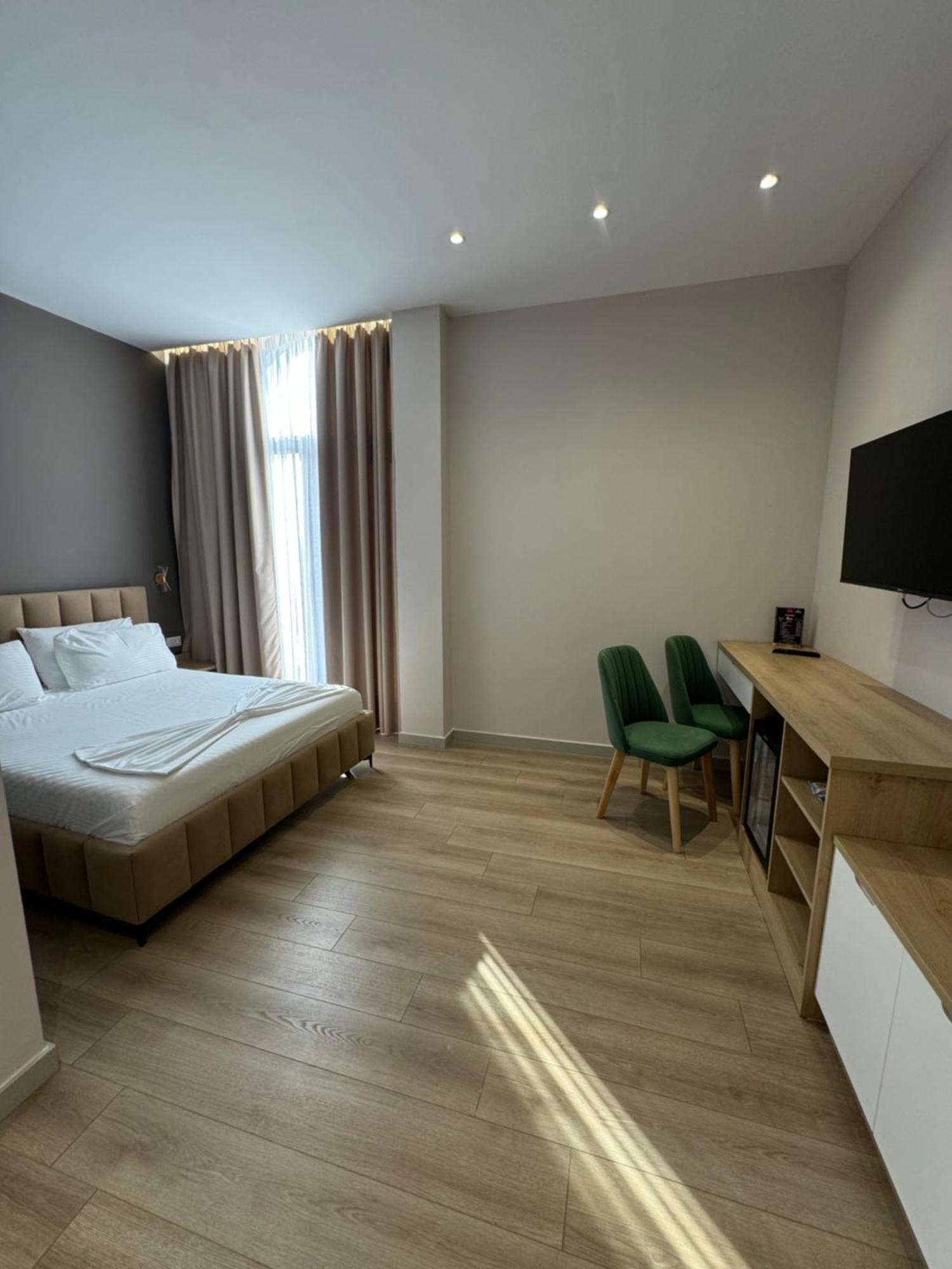 Hotel Panorama & Spa Elbasan Buitenkant foto