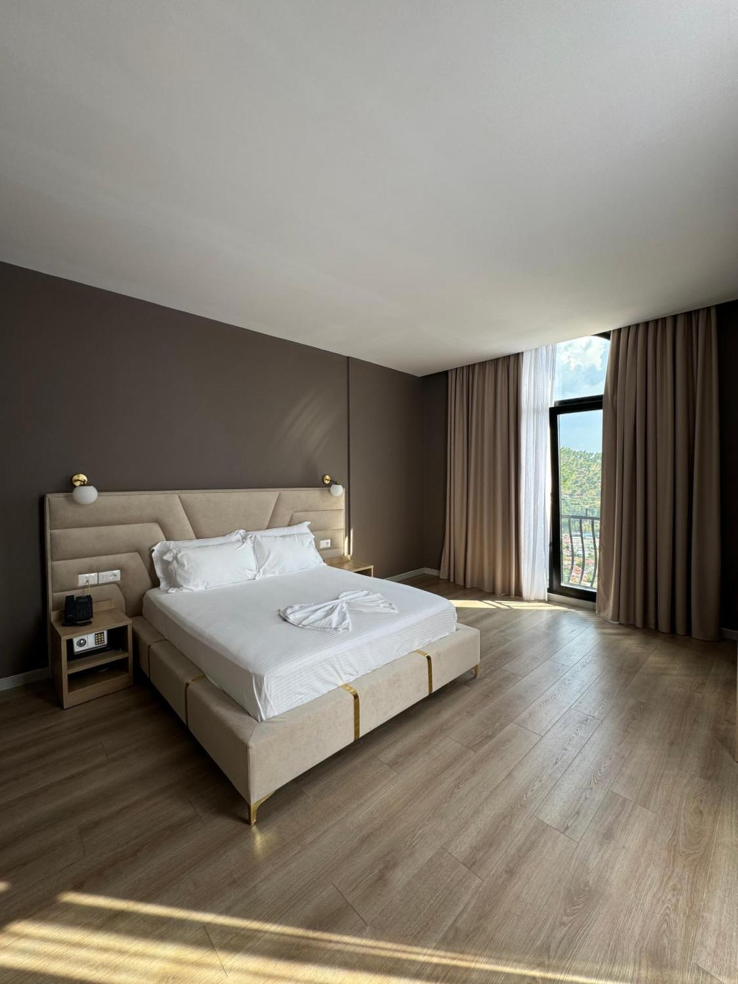Hotel Panorama & Spa Elbasan Buitenkant foto