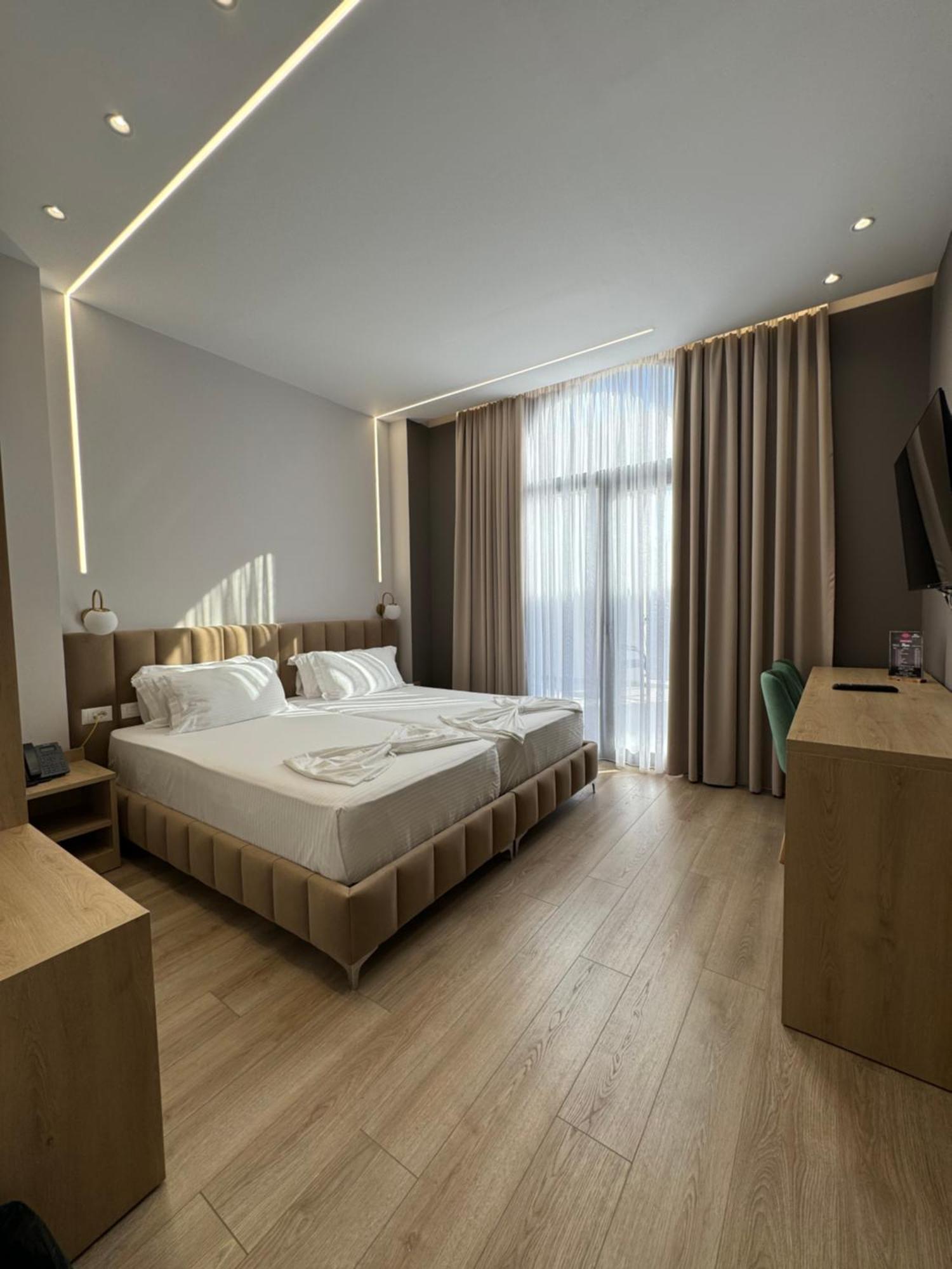 Hotel Panorama & Spa Elbasan Buitenkant foto