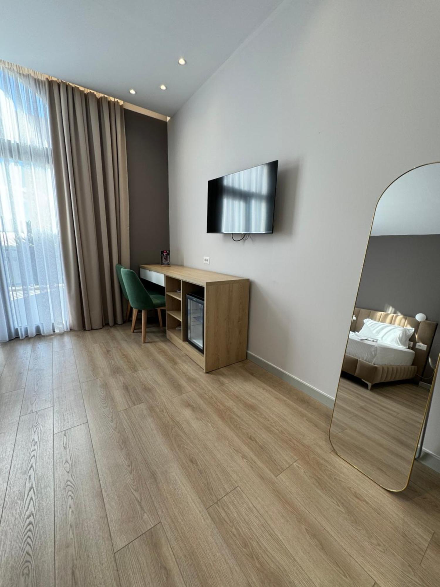 Hotel Panorama & Spa Elbasan Buitenkant foto