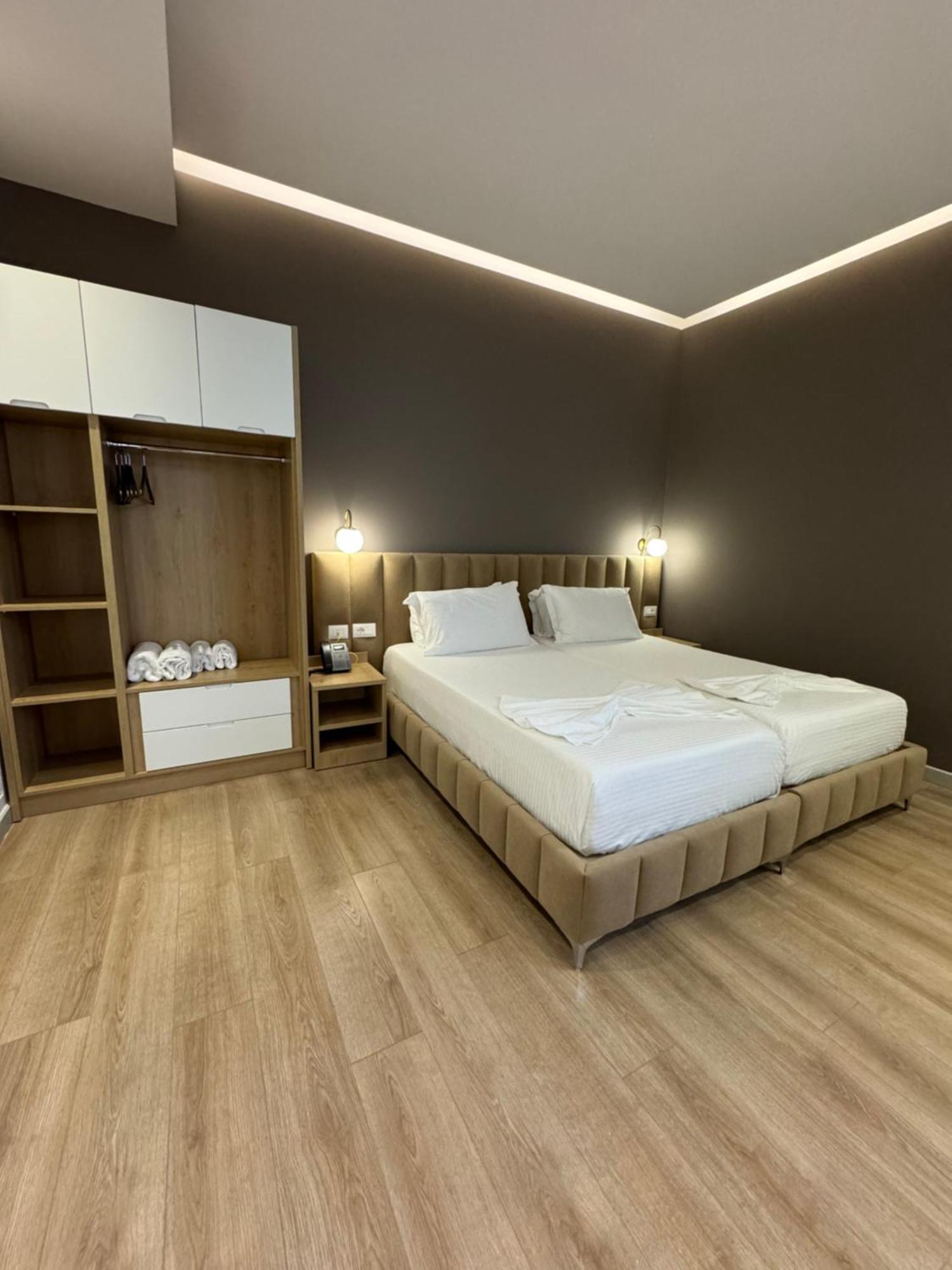Hotel Panorama & Spa Elbasan Buitenkant foto