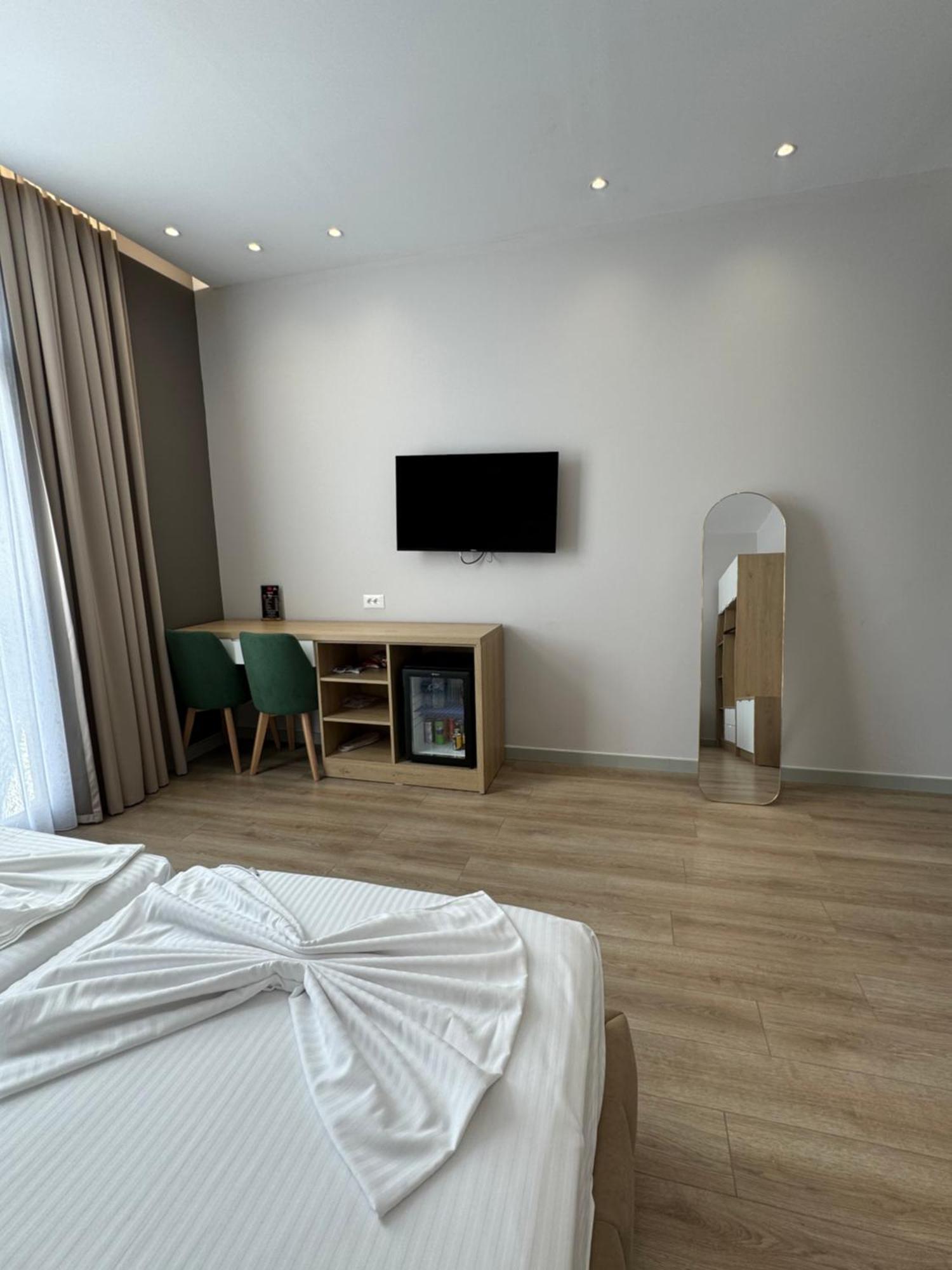 Hotel Panorama & Spa Elbasan Buitenkant foto